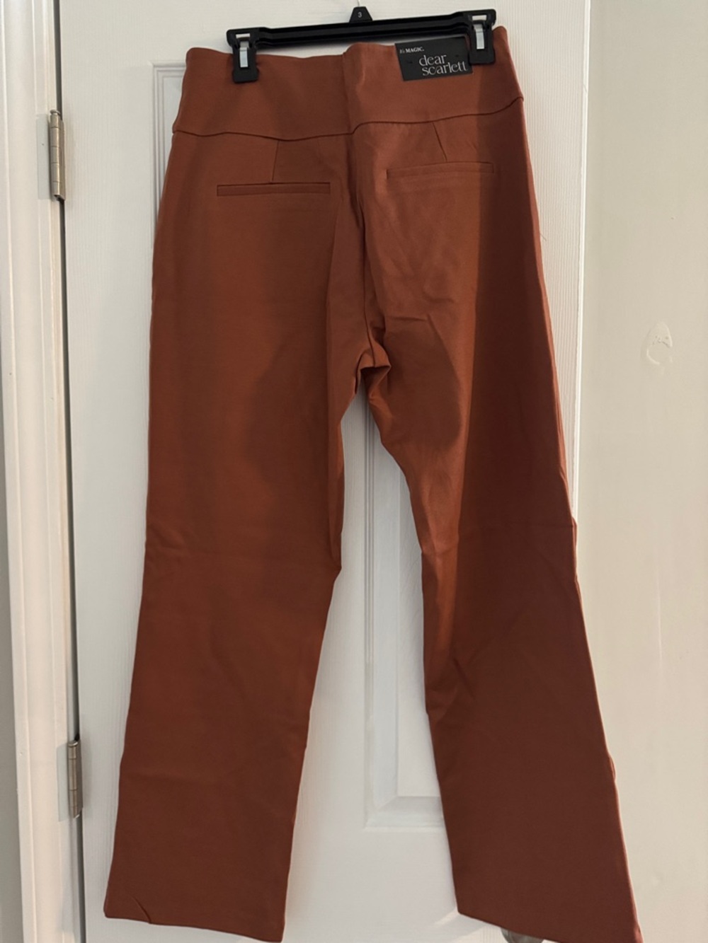 Dear Scarlett Rust magic straight pants - Picture 3 of 3